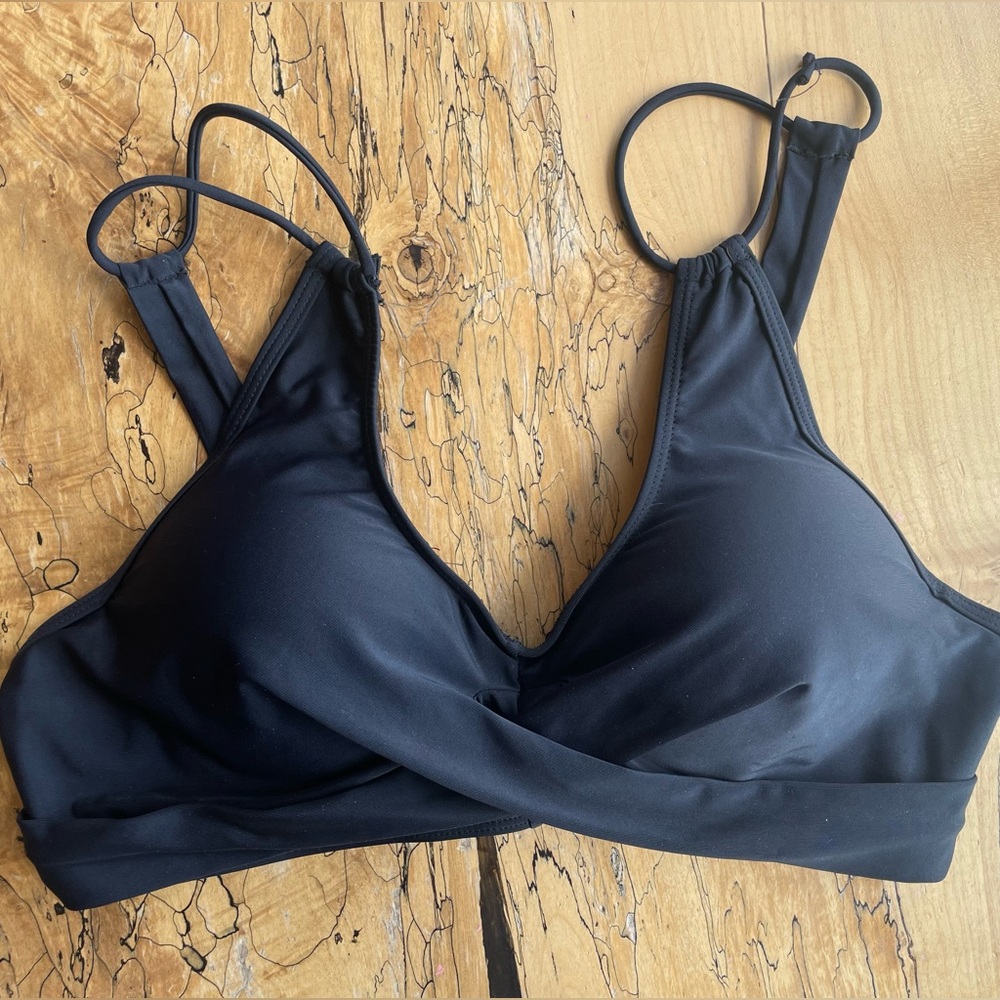 Elegant Black Women's Bikini Top